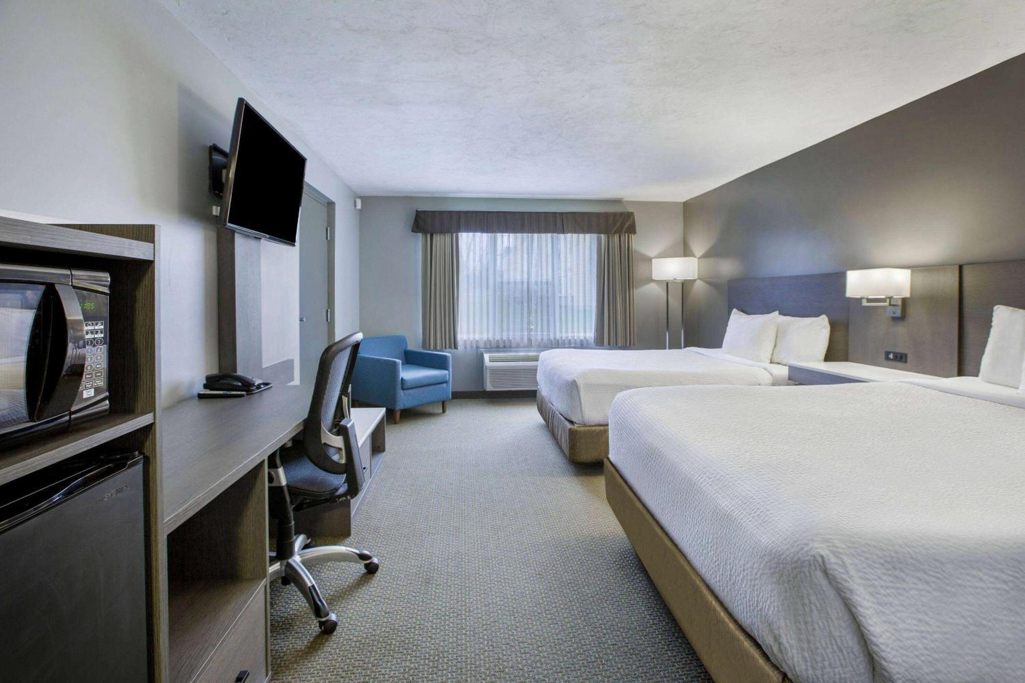 Days Inn & Suites By Wyndham Moncton Exterior foto
